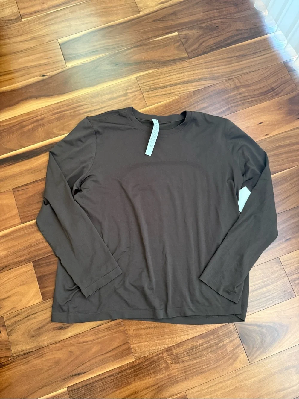 Lululemon Swiftly Relaxed Long-Sleeve Shirt Hip Length Mahogany Muse Size 12